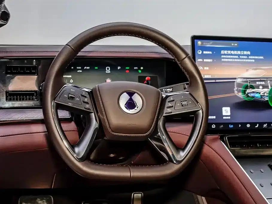 Denza Z9 GT 2024 1100 AWD Max Edition — миниатюра 25