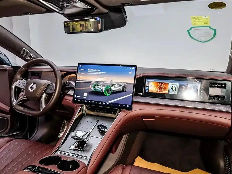 Denza Z9 GT 2024 1100 AWD Max Edition — миниатюра 32