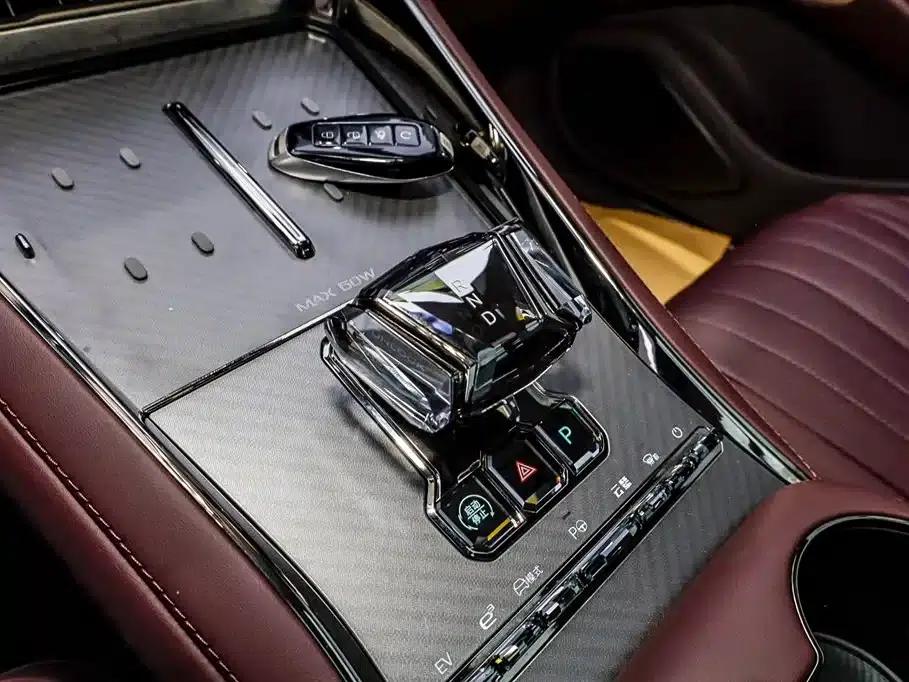 Denza Z9 GT 2024 1100 AWD Max Edition — миниатюра 19