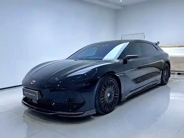 Denza Z9 GT 2024 1100 AWD Ultra Edition