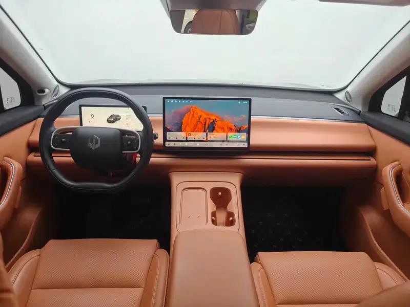 Leapmotor C16 2024 Range Extended Electric 200 Premium Edition — миниатюра 14