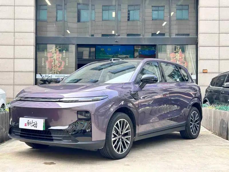 Leapmotor B10 2025 Model 510 LiDAR Edition — миниатюра 1