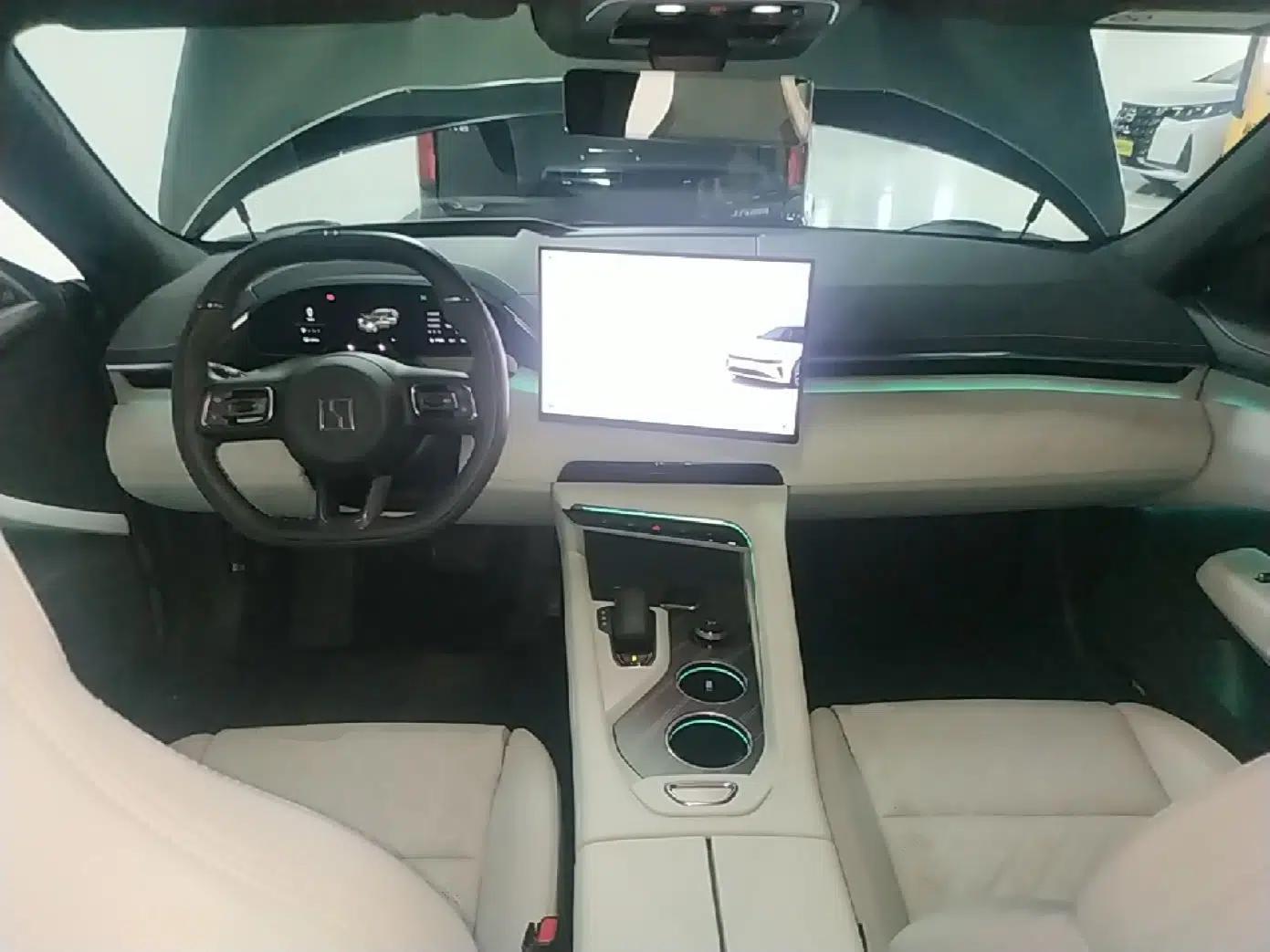Zeekr 001 2025 WE Edition 100 kWh Rear-Wheel Drive — миниатюра 12