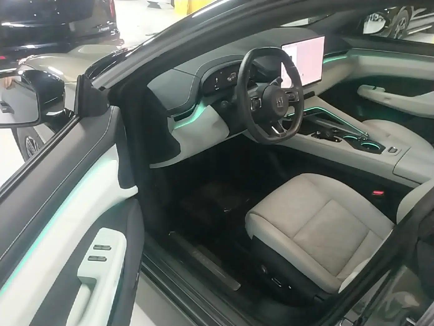 Zeekr 001 2025 WE Edition 100 kWh Rear-Wheel Drive — миниатюра 18