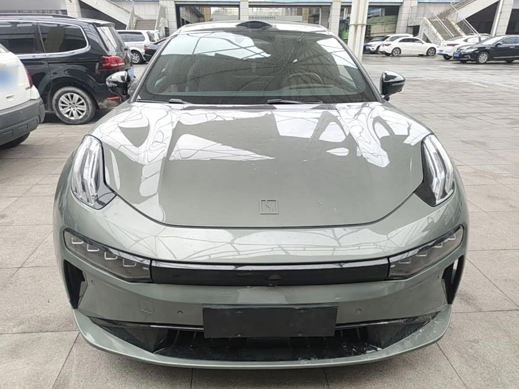 Zeekr 001 2024 YOU Edition 100 kWh All-Wheel Drive — миниатюра 2