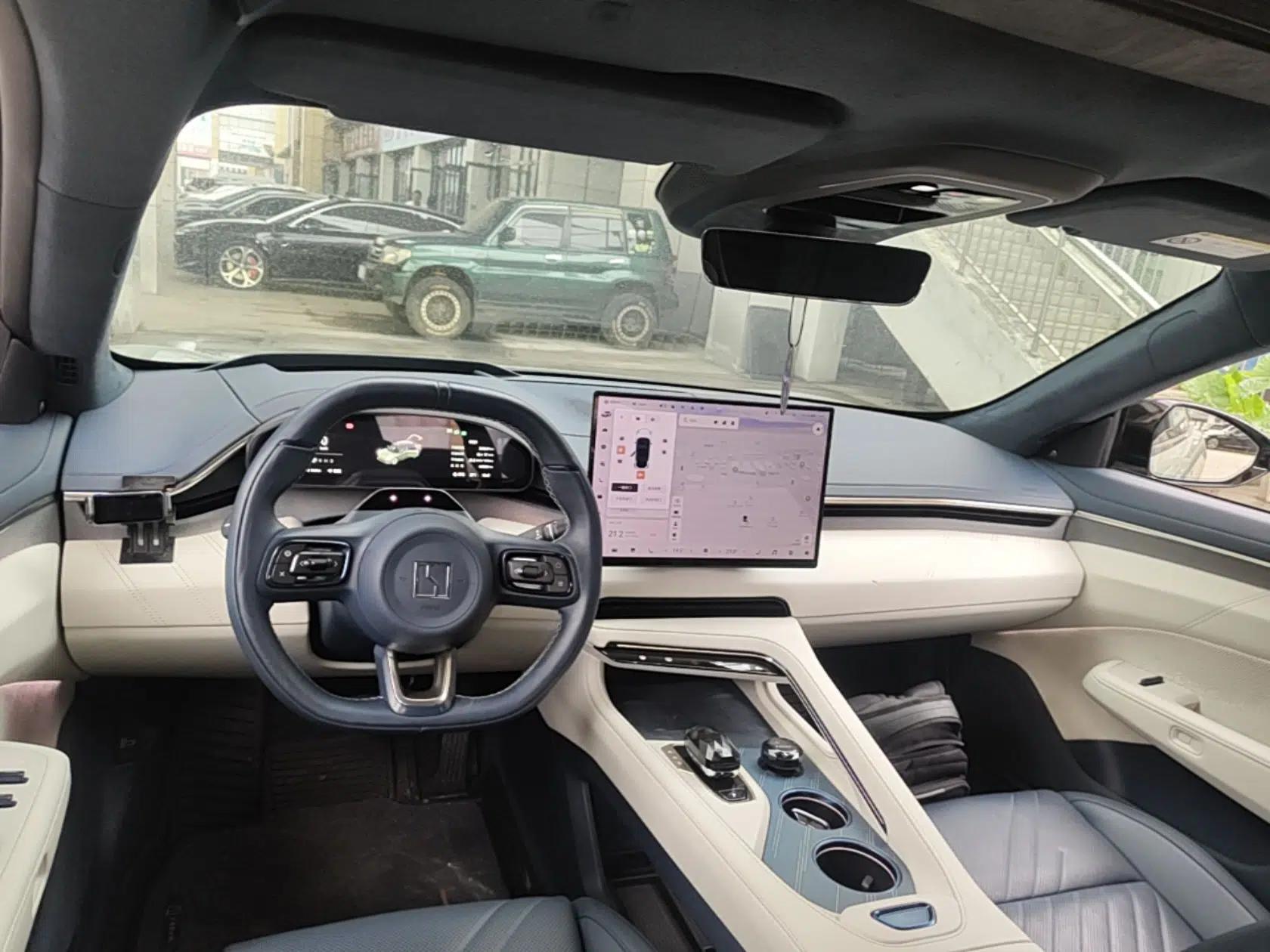 Zeekr 001 2024 YOU Edition 100 kWh All-Wheel Drive — миниатюра 12