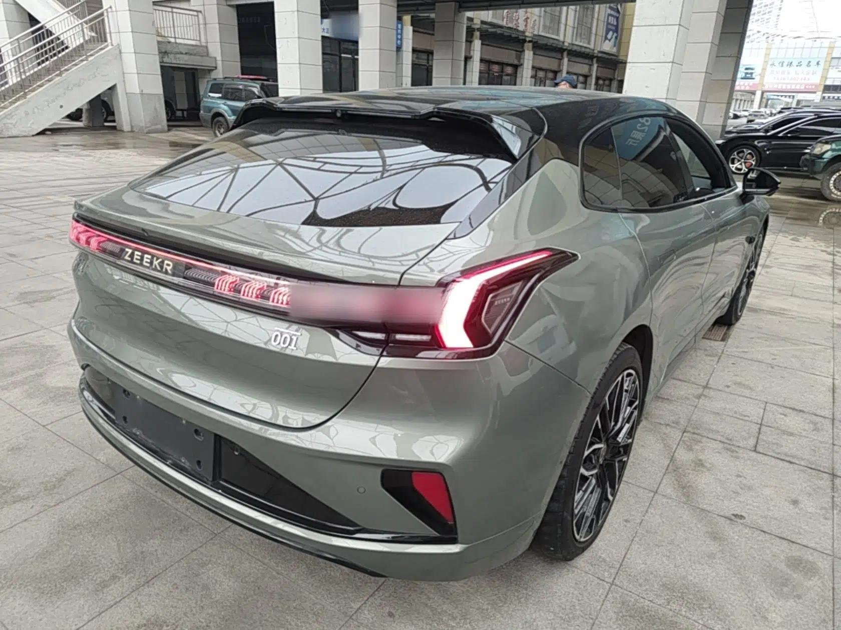 Zeekr 001 2024 YOU Edition 100 kWh All-Wheel Drive — миниатюра 6