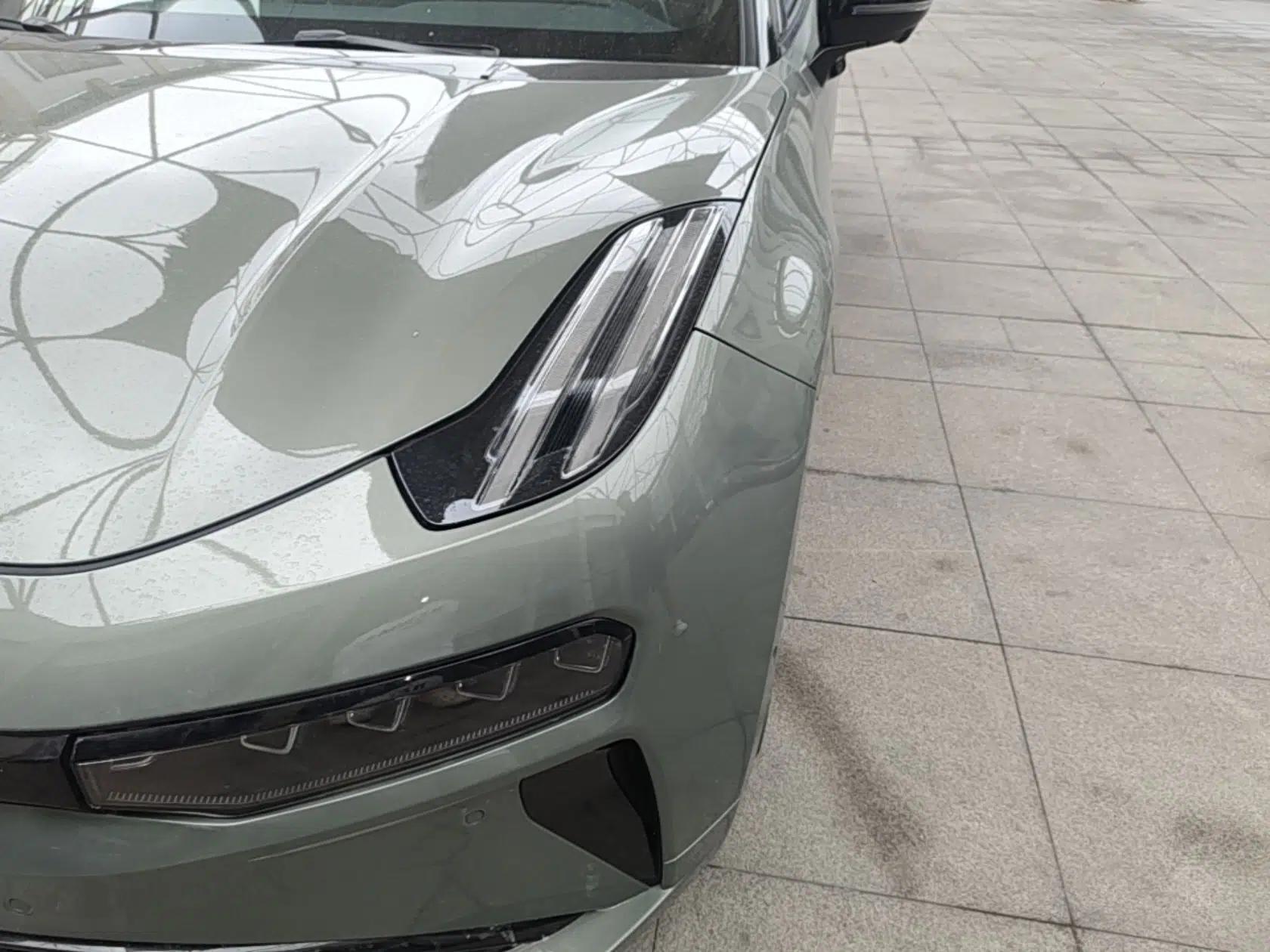 Zeekr 001 2024 YOU Edition 100 kWh All-Wheel Drive — миниатюра 8