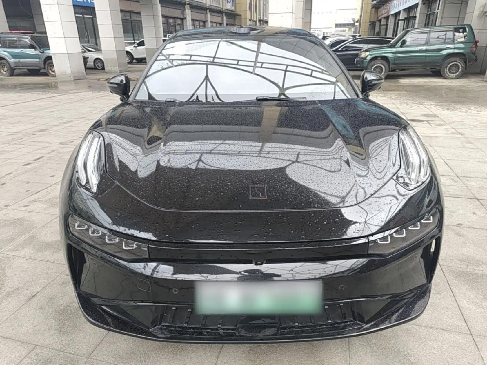 Zeekr 001 2024 YOU Edition 100 kWh All-Wheel Drive — миниатюра 2