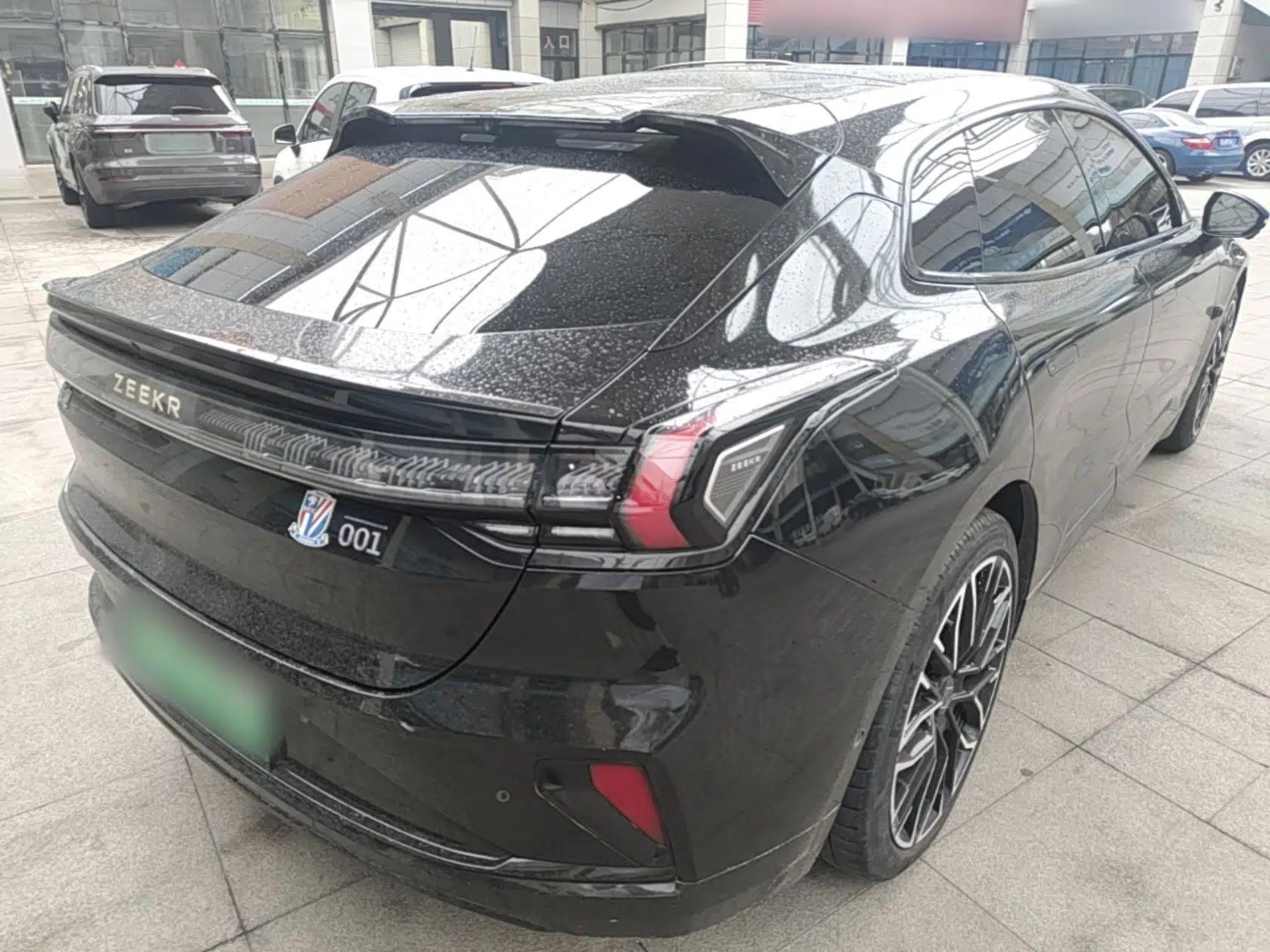 Zeekr 001 2024 YOU Edition 100 kWh All-Wheel Drive — миниатюра 6