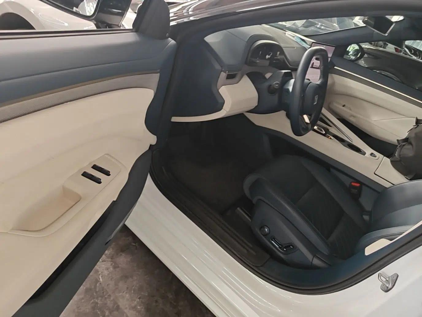 Zeekr 001 2025 WE Edition 100 kWh Rear-Wheel Drive — миниатюра 18