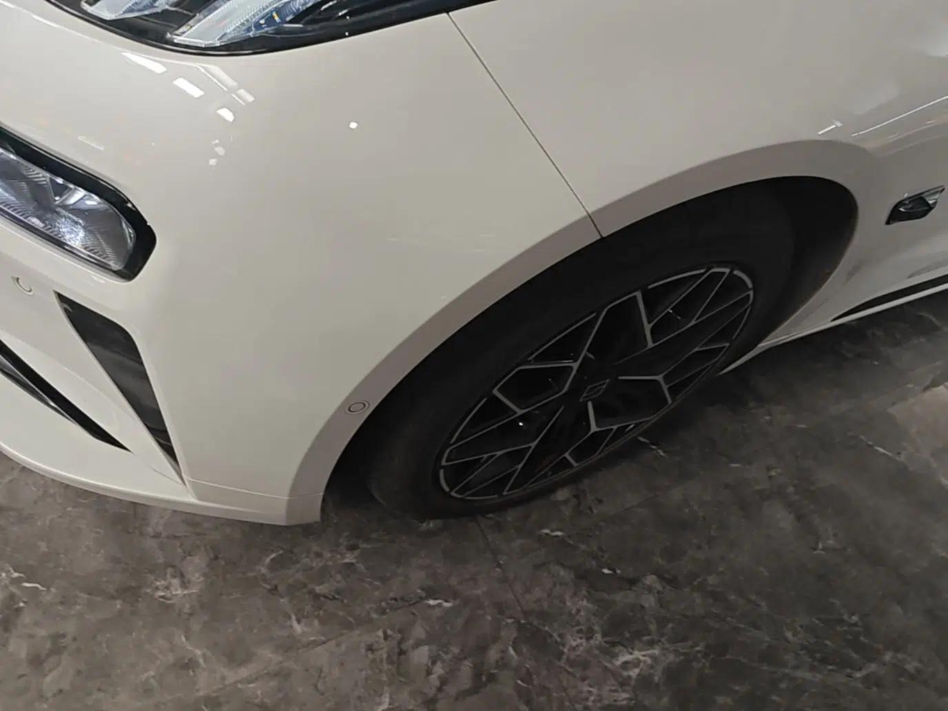 Zeekr 001 2025 WE Edition 100 kWh Rear-Wheel Drive — миниатюра 10