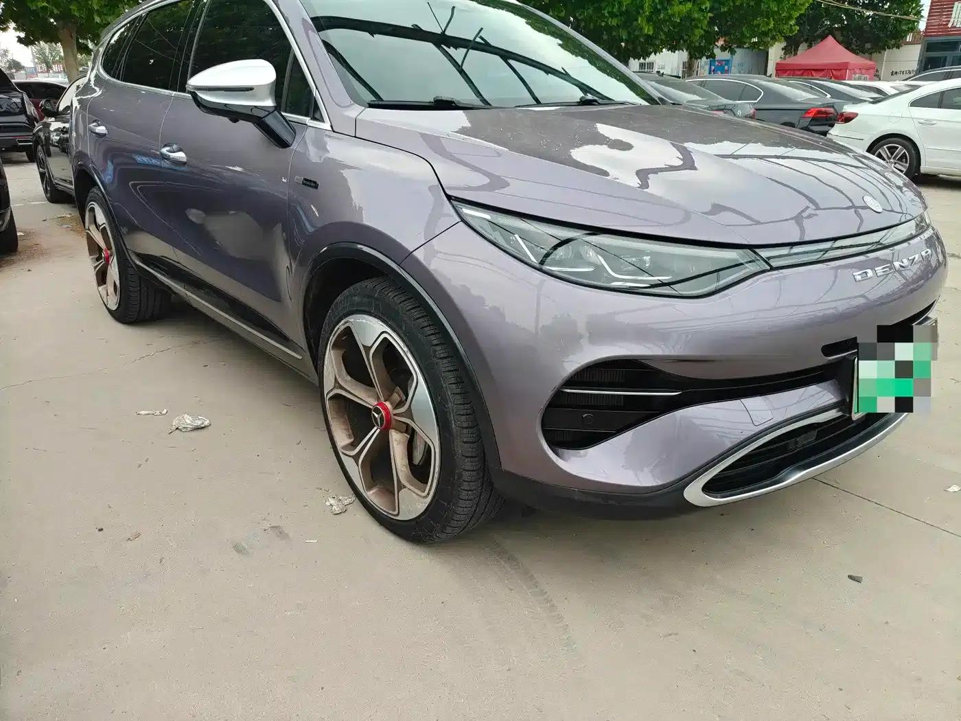 Denza X 2020 PHEV Flagship Edition — миниатюра 3