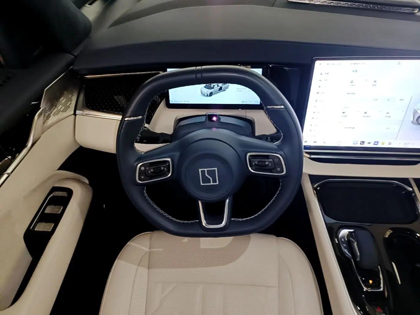 Zeekr 009 2024 7-Seater Aisle Version 108 kWh — миниатюра 13
