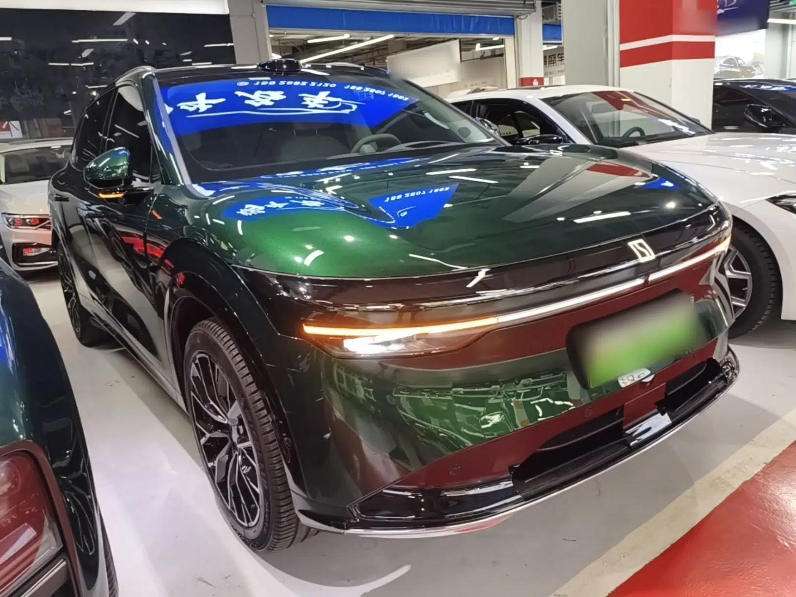 Zeekr 7X 2025 75 kWh Rear-Wheel Drive Intelligent Driving Version — миниатюра 3
