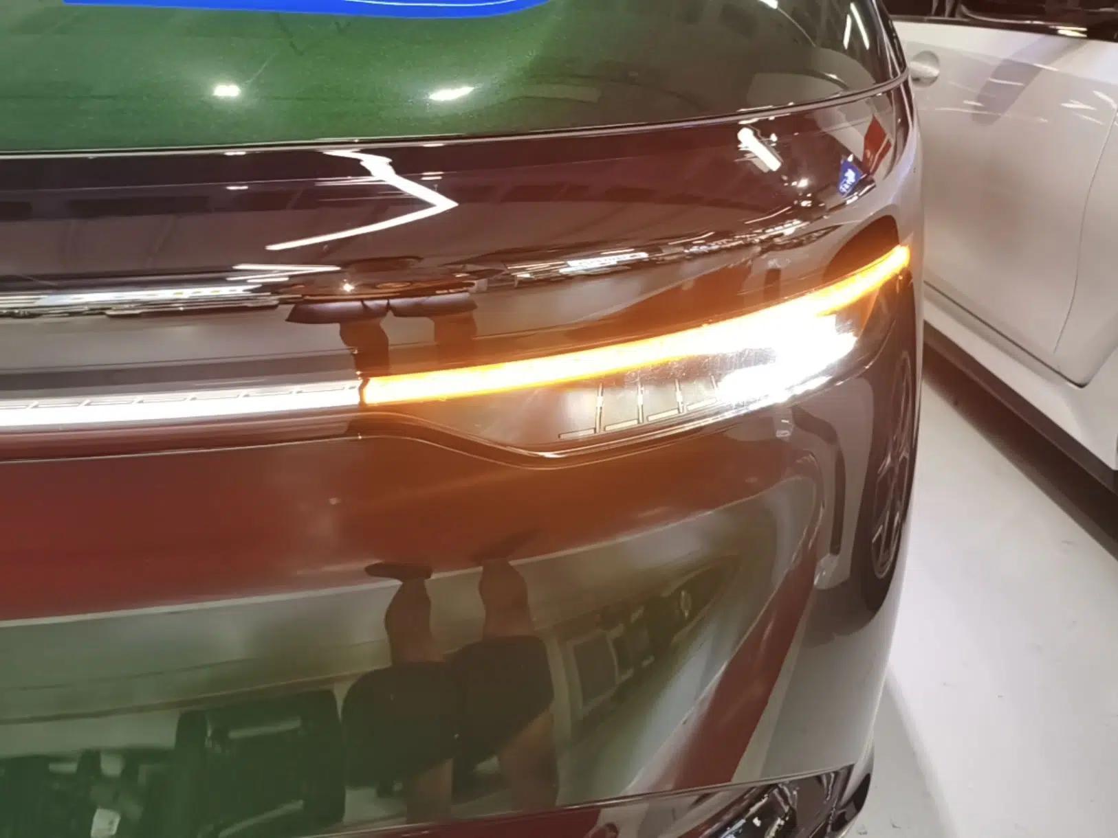 Zeekr 7X 2025 75 kWh Rear-Wheel Drive Intelligent Driving Version — миниатюра 8