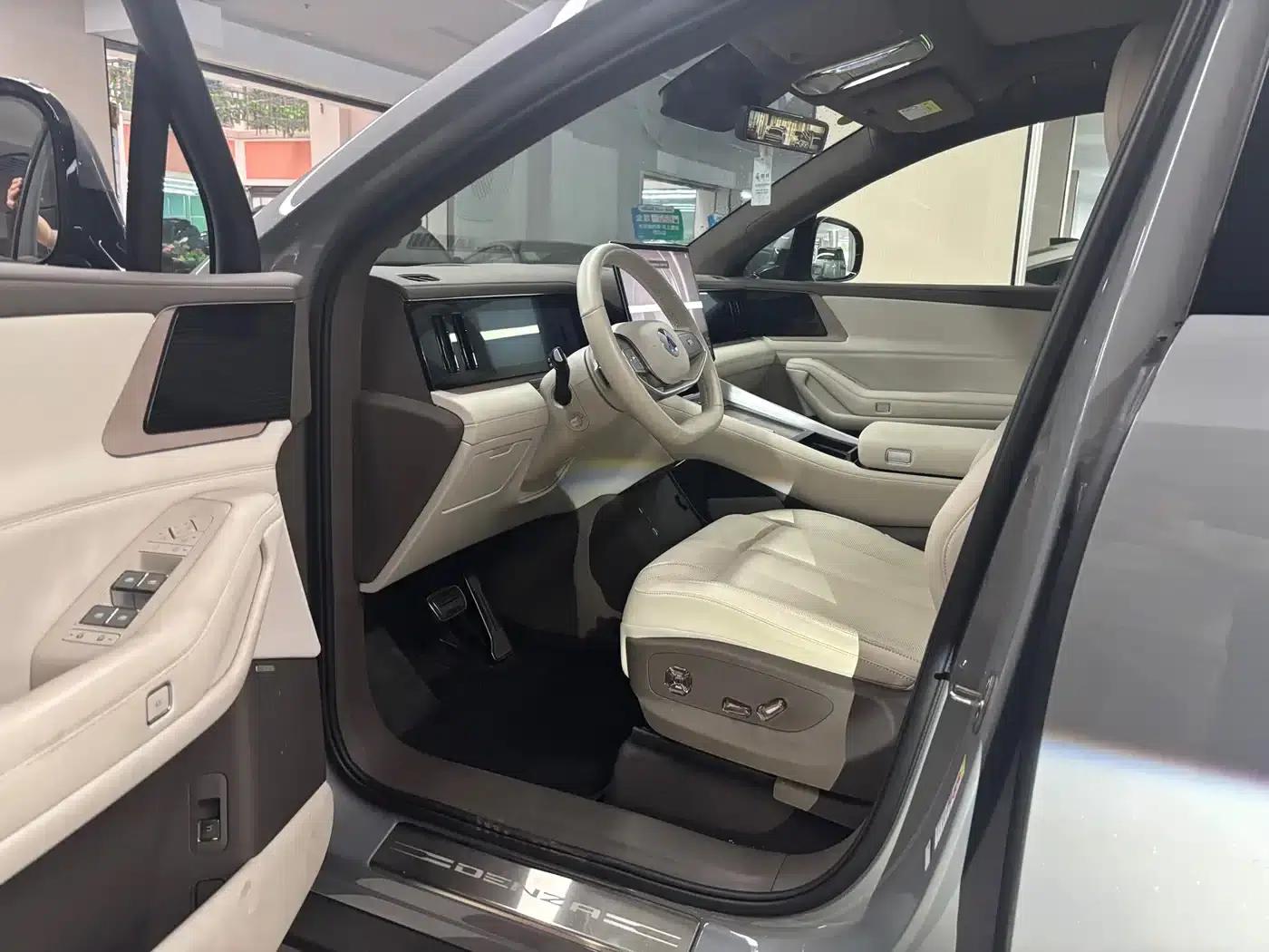 Denza N8L 2025 Flagship Edition — миниатюра 9