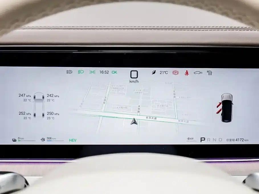 Denza N8L 2025 Premium Edition — миниатюра 13