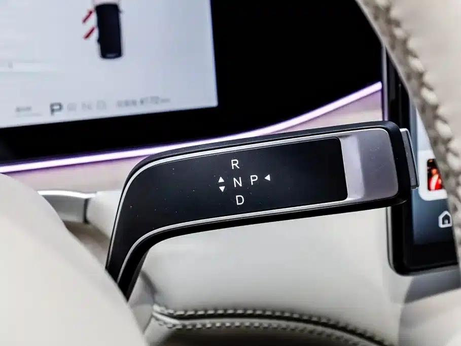 Denza N8L 2025 Premium Edition — миниатюра 16