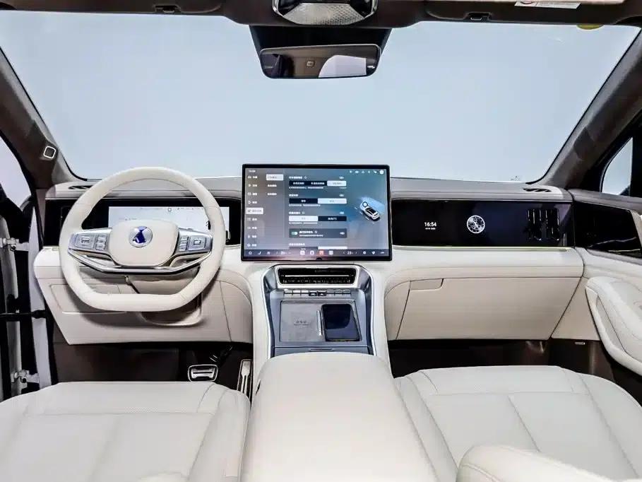 Denza N8L 2025 Premium Edition — миниатюра 24