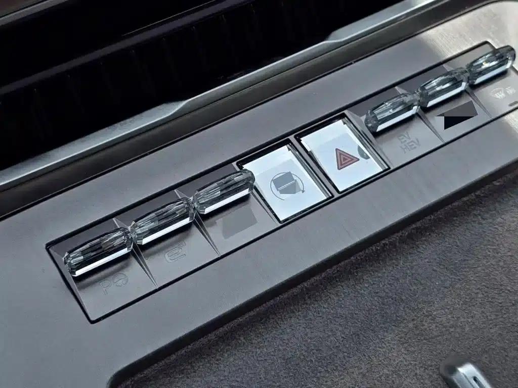 Denza N8L 2025 Flagship Edition — миниатюра 8