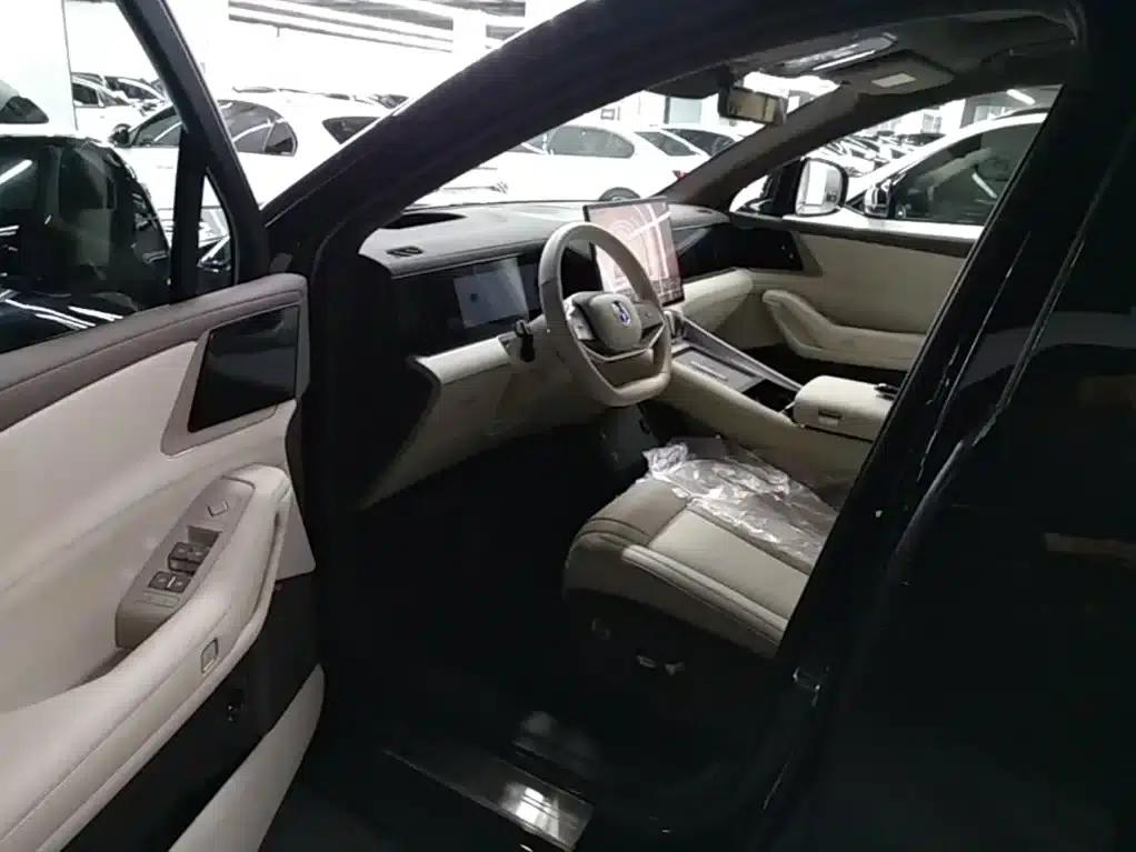 Denza N8L 2025 Flagship Edition — миниатюра 16
