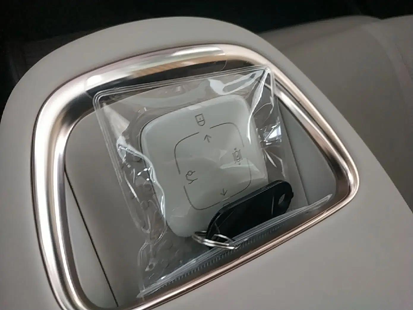 Zeekr X 2025 Four-Seater Rear-Drive Cube Version — миниатюра 28