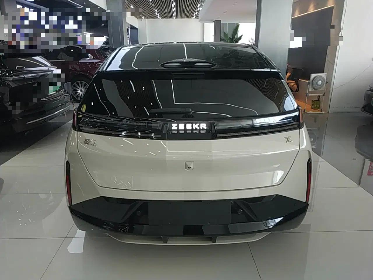 Zeekr X 2025 Four-Seater Rear-Drive Cube Version — миниатюра 5