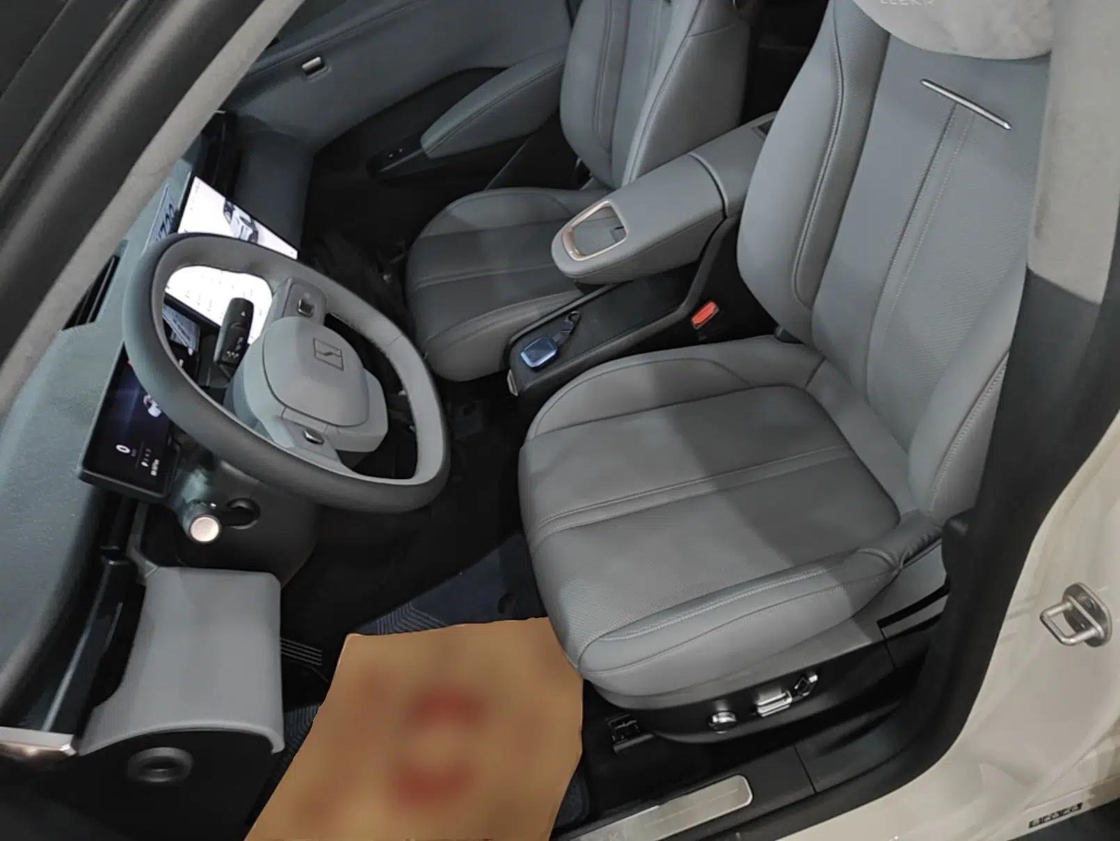 Zeekr X 2023 Rear-Drive ME Version 5 Seats — миниатюра 17
