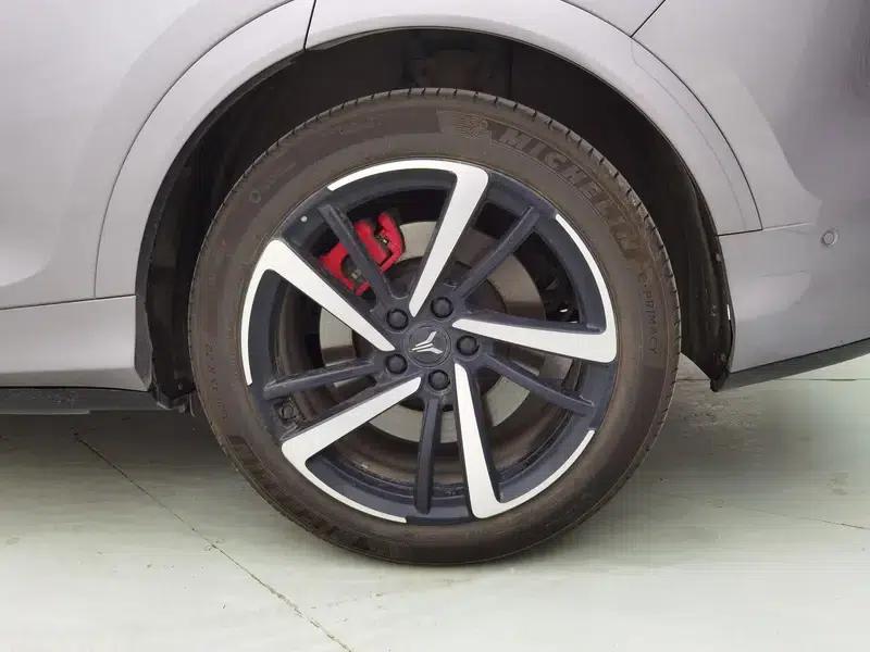Voyah Free 2025 Free+ Rear-Wheel Drive Dry Kun Edition — миниатюра 9