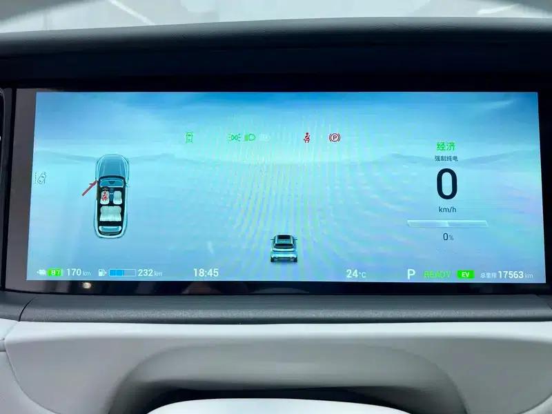 Voyah Free 2025 318 4WD Explorer Edition — миниатюра 12