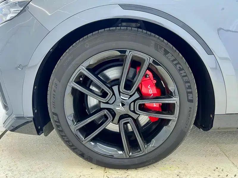 Voyah Free 2025 318 4WD Explorer Edition — миниатюра 13