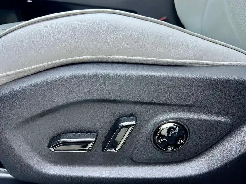 Voyah Free 2025 318 4WD Explorer Edition — миниатюра 15