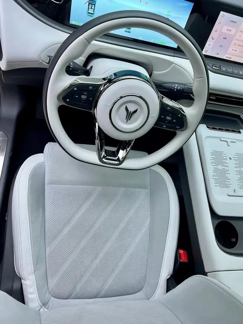 Voyah Free 2025 318 4WD Explorer Edition — миниатюра 27