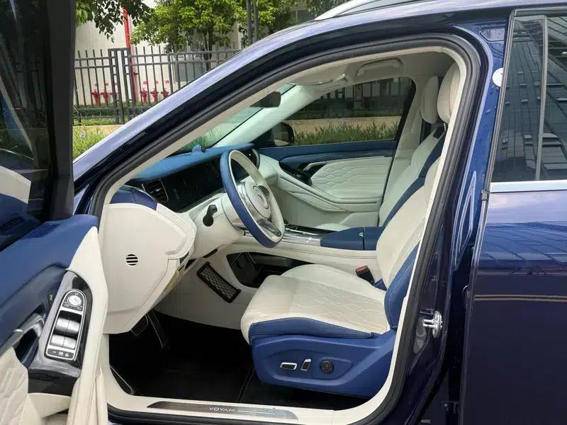 Voyah FREE 2021 AWD Standard Range Extender Exclusive Luxury Package — миниатюра 7