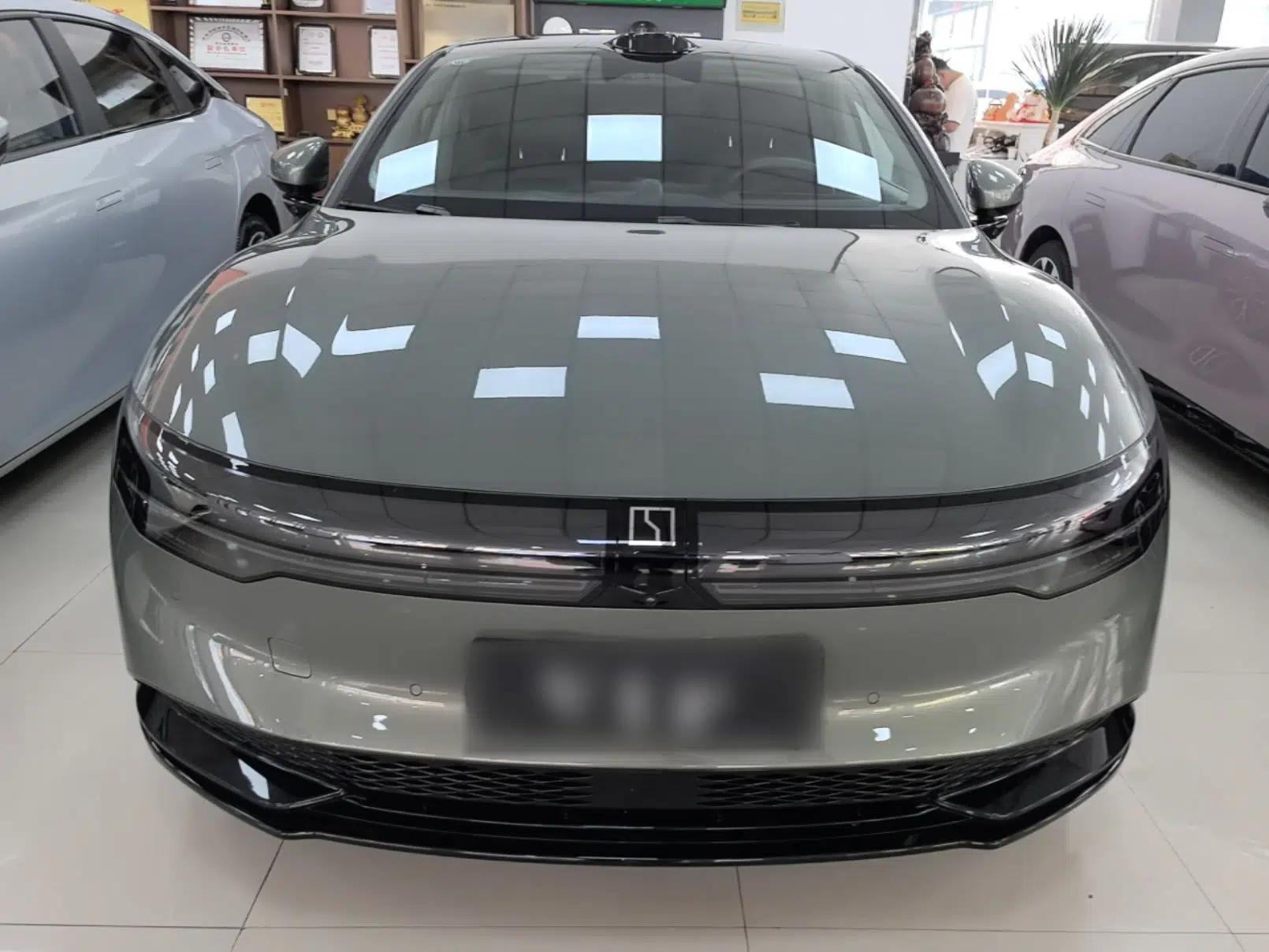 Zeekr 007 2025 Long-Range Rear-Wheel-Drive Intelligent Driving Version 100 kWh — миниатюра 2