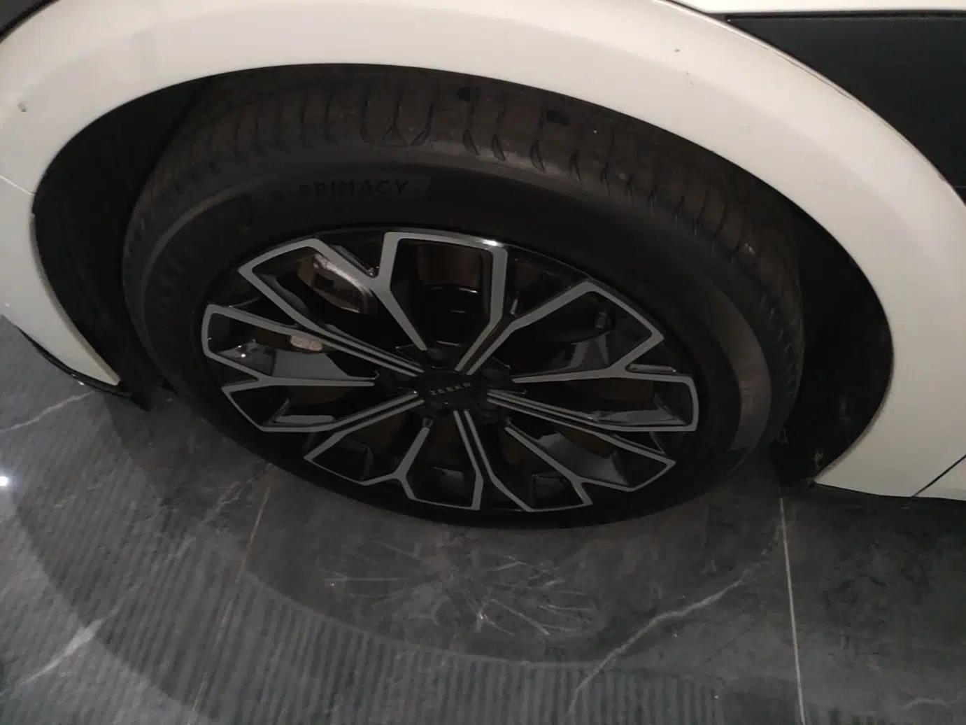 Zeekr 007 2025 Rear-Drive Intelligent Driving Version 75 kWh — миниатюра 10