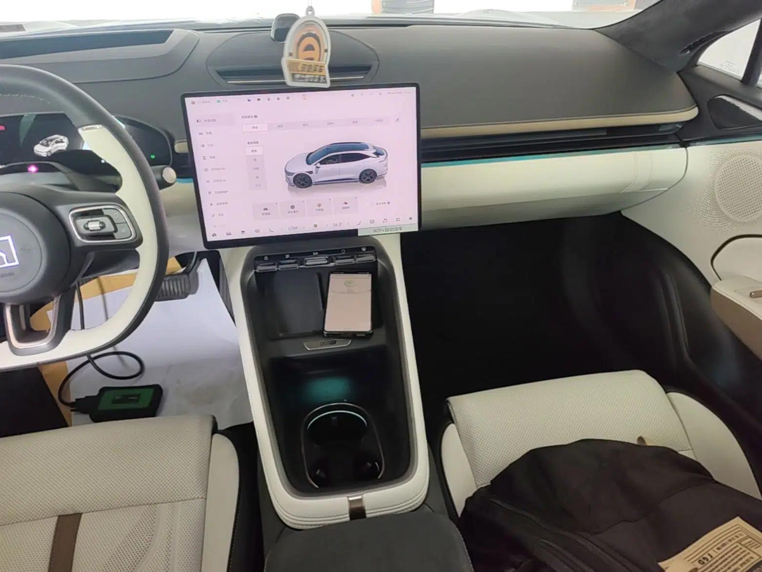 Zeekr 007GT 2025 Four-Wheel Drive Intelligent Driving Version 75 kWh — миниатюра 20
