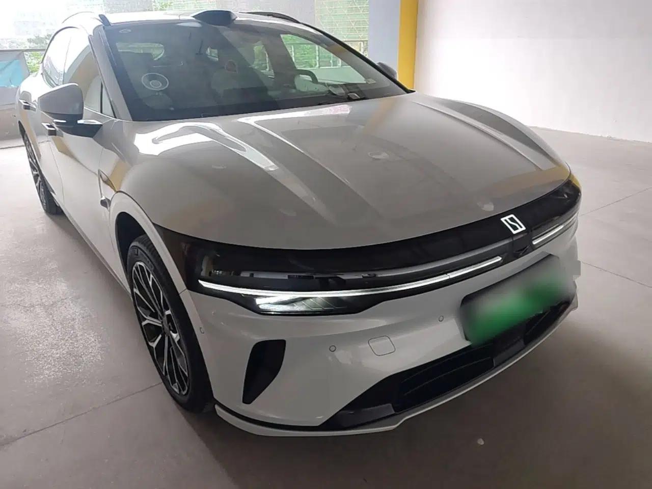 Zeekr 007GT 2025 Four-Wheel Drive Intelligent Driving Version 75 kWh — миниатюра 3