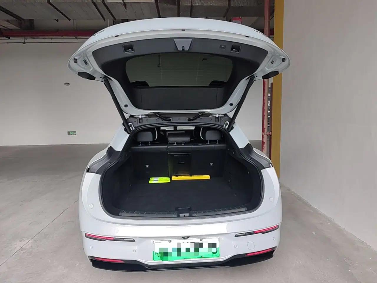 Zeekr 007GT 2025 Four-Wheel Drive Intelligent Driving Version 75 kWh — миниатюра 27