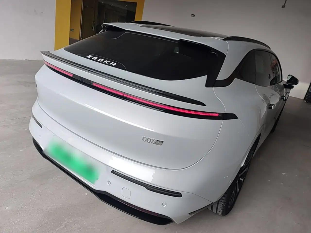 Zeekr 007GT 2025 Four-Wheel Drive Intelligent Driving Version 75 kWh — миниатюра 6