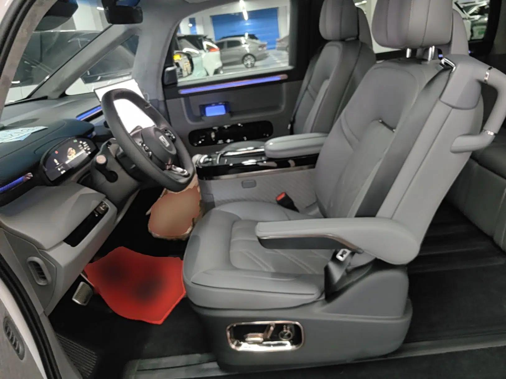 Zeekr MIX 2025 Intelligent Driving Version — миниатюра 17