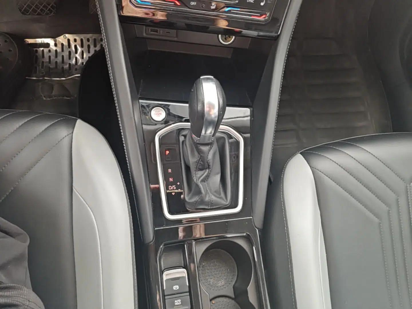 Jetta VS5 2024 280TSI Automatic Flagship High-Gloss Edition — миниатюра 16