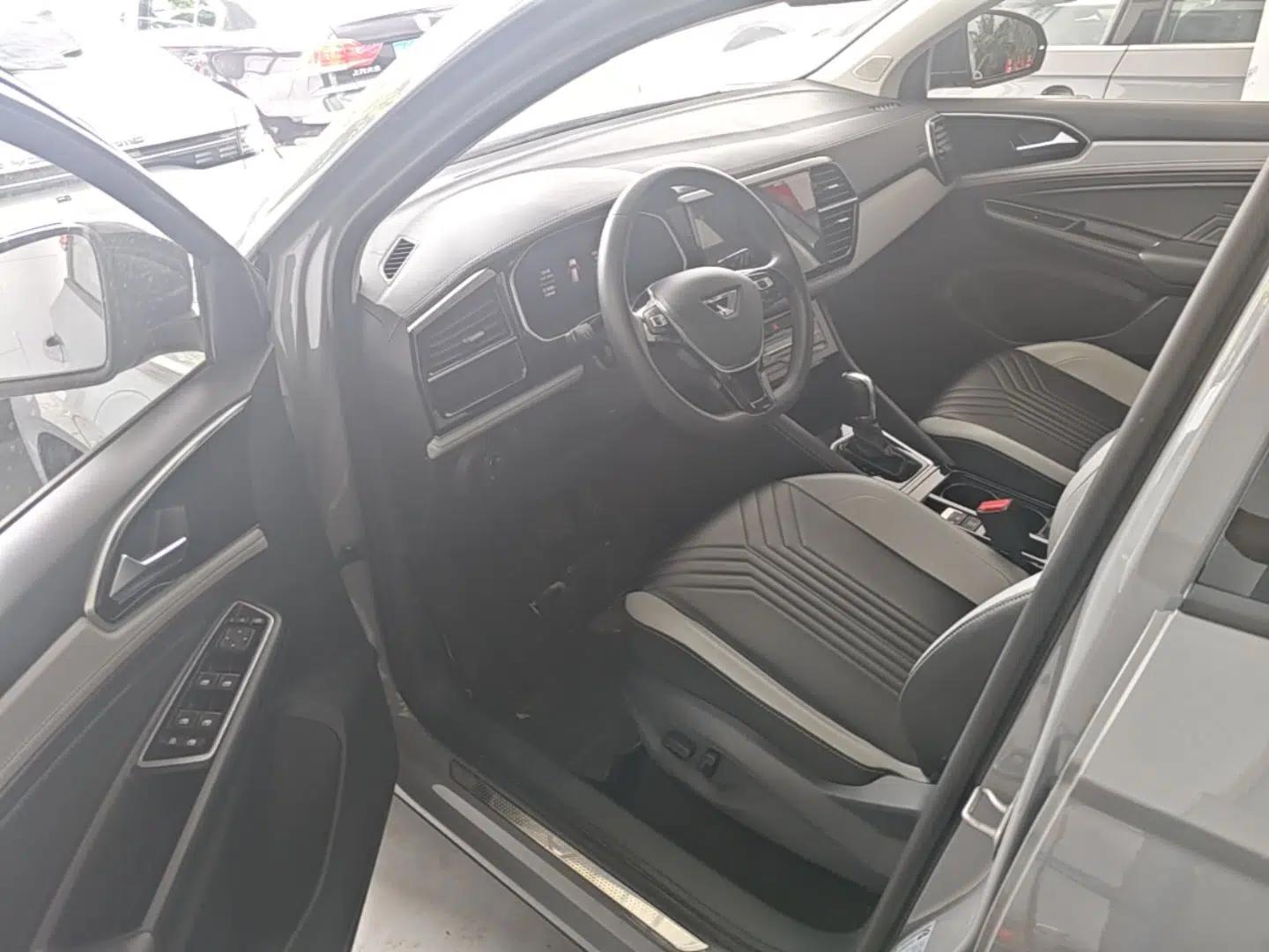 Jetta VS5 2024 280TSI Automatic Flagship High-Gloss Edition — миниатюра 18