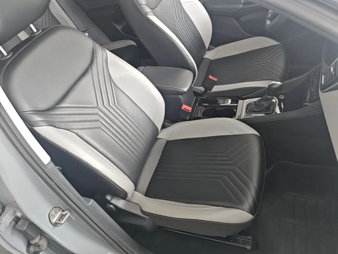Jetta VS5 2024 280TSI Automatic Flagship High-Gloss Edition — миниатюра 19