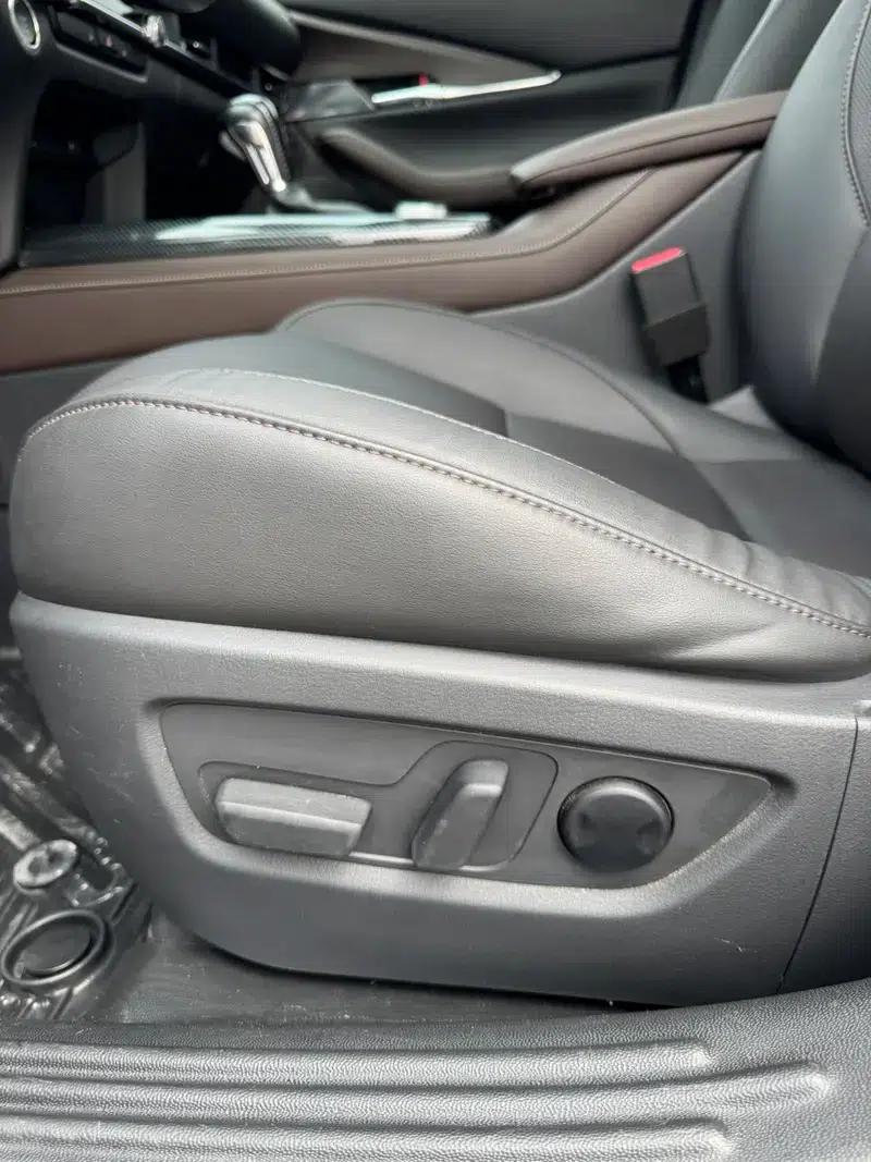 Mazda CX-30 2021 2.0L Automatic Comfort Edition — миниатюра 16