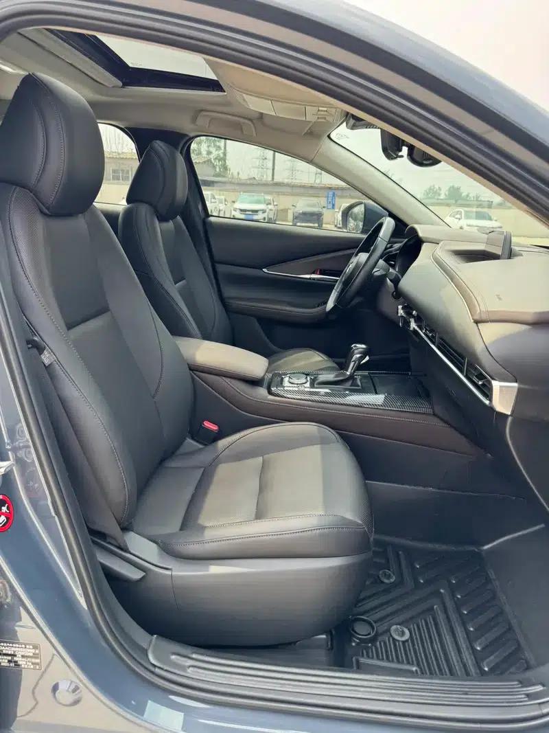 Mazda CX-30 2021 2.0L Automatic Comfort Edition — миниатюра 17