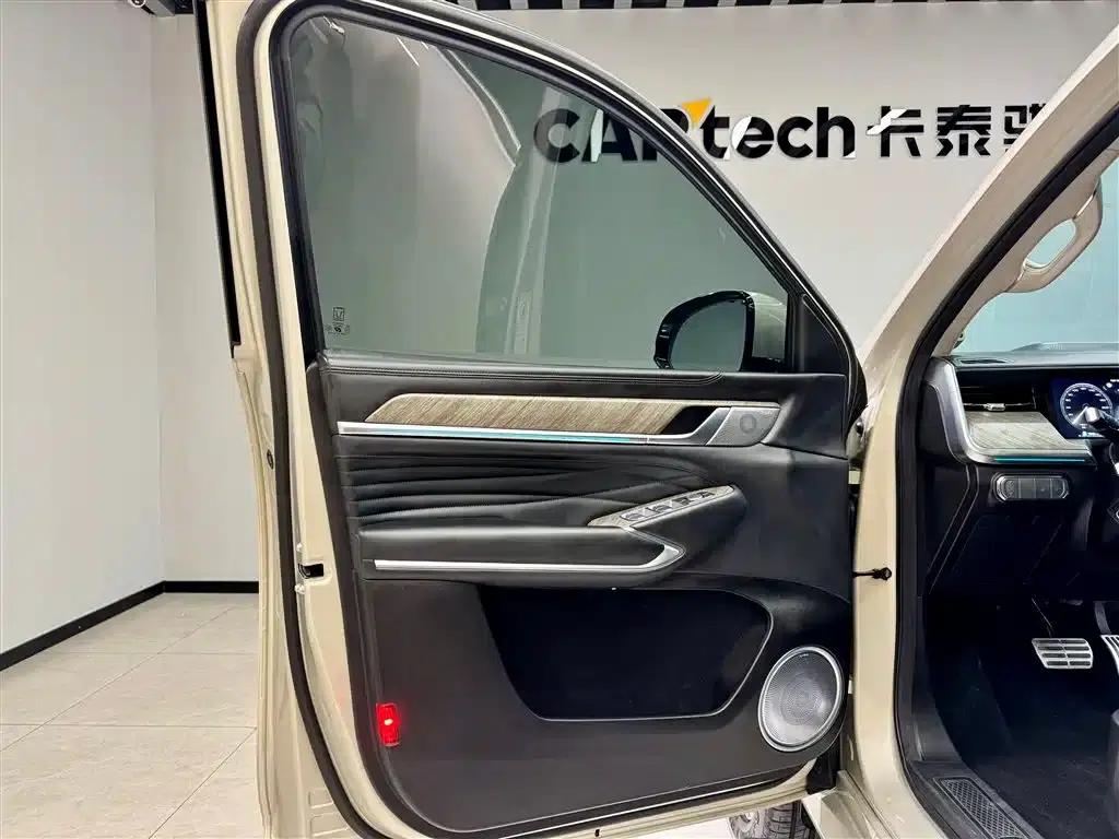 Tank 500 2022 3.0T Business Edition, 5-seater — миниатюра 17