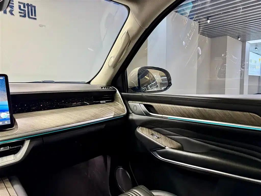Tank 500 2022 3.0T Business Edition, 5-seater — миниатюра 28