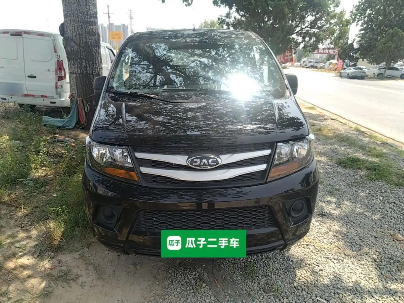 JAC Refine M3 2023 PLUS 1.5T 5/7-seat Classic Edition — миниатюра 2